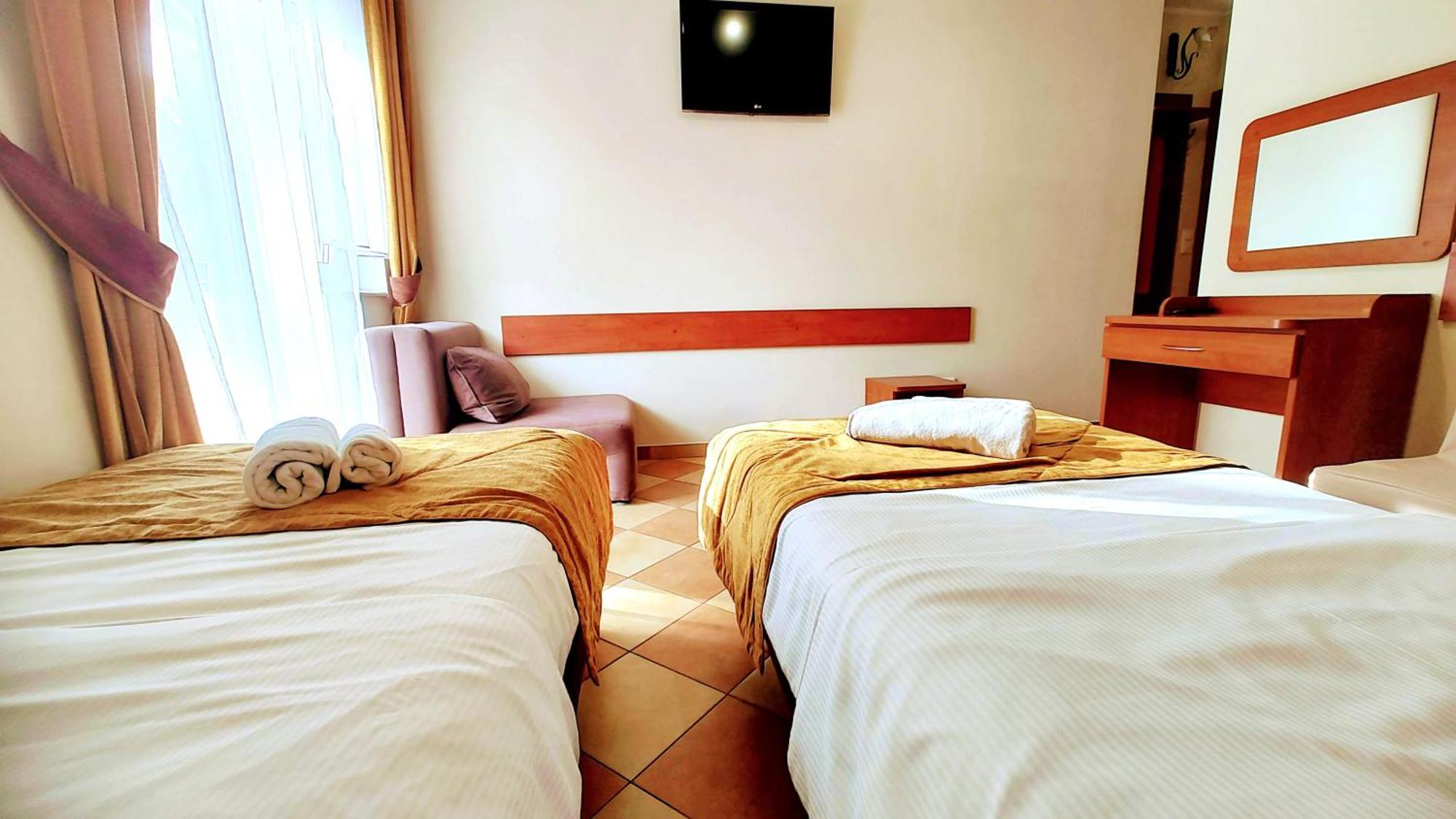 Helios Mielno (Koszalin) Quarto foto